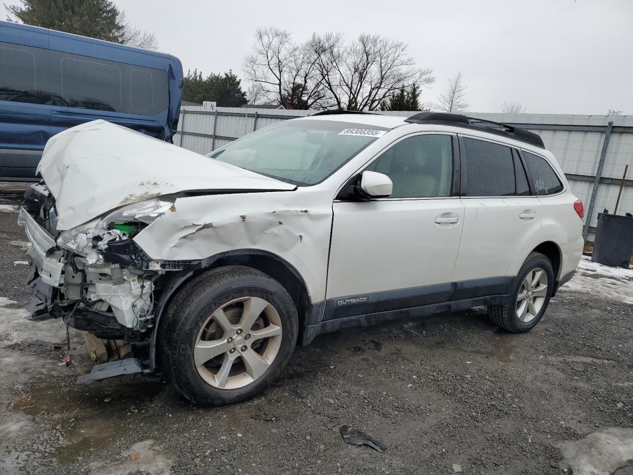 2013 SUBARU Outback