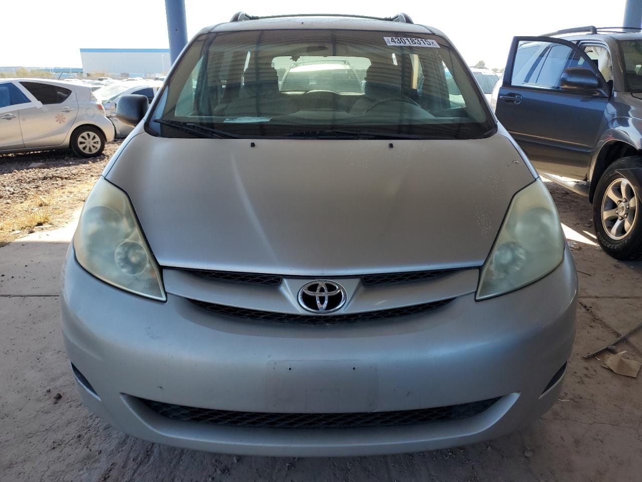 2006 TOYOTA SIENNA