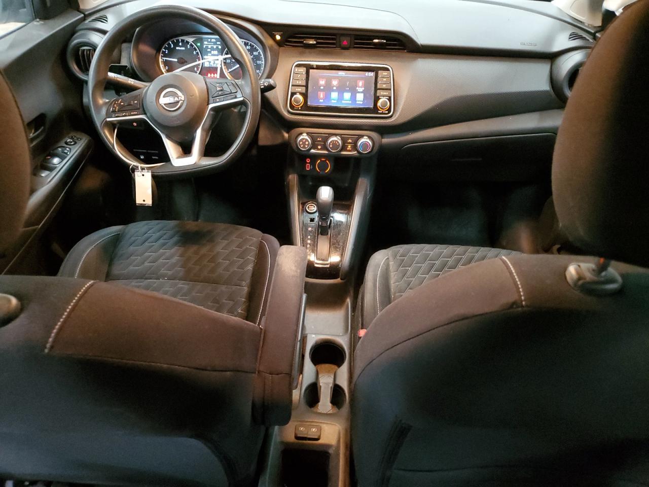 2022 NISSAN KICKS