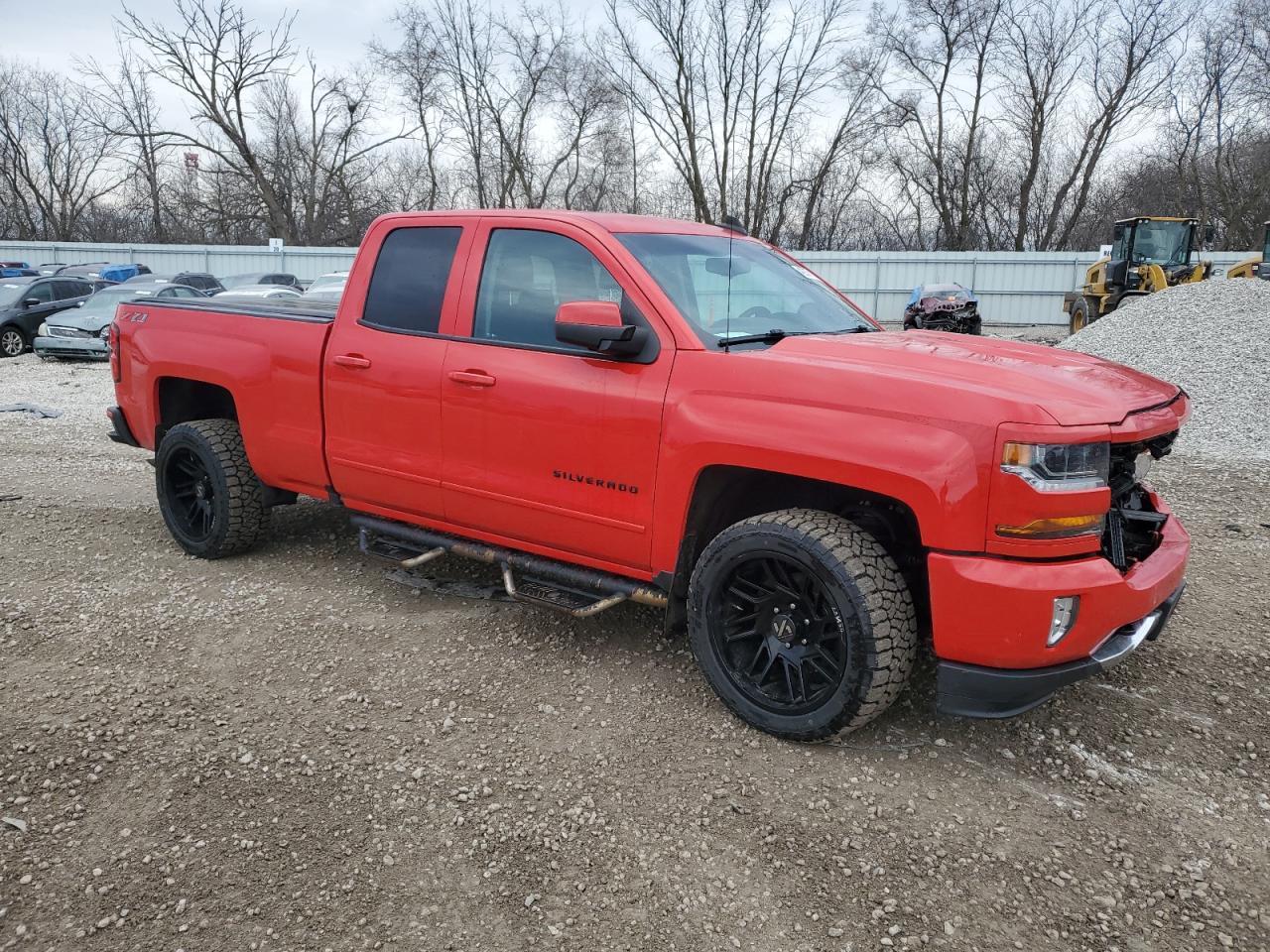 2018 CHEVROLET Silverado