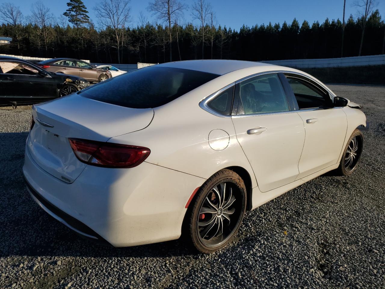 2015 CHRYSLER 200