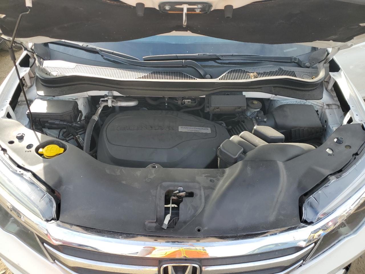 2017 HONDA PILOT