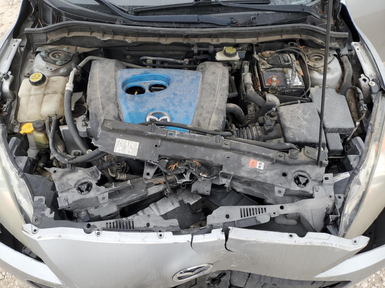 2013 MAZDA 3