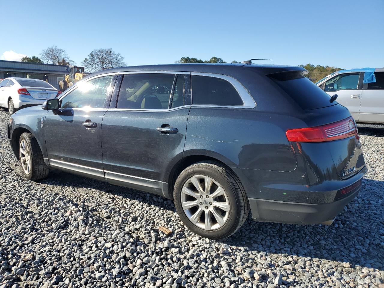 2014 LINCOLN MKT
