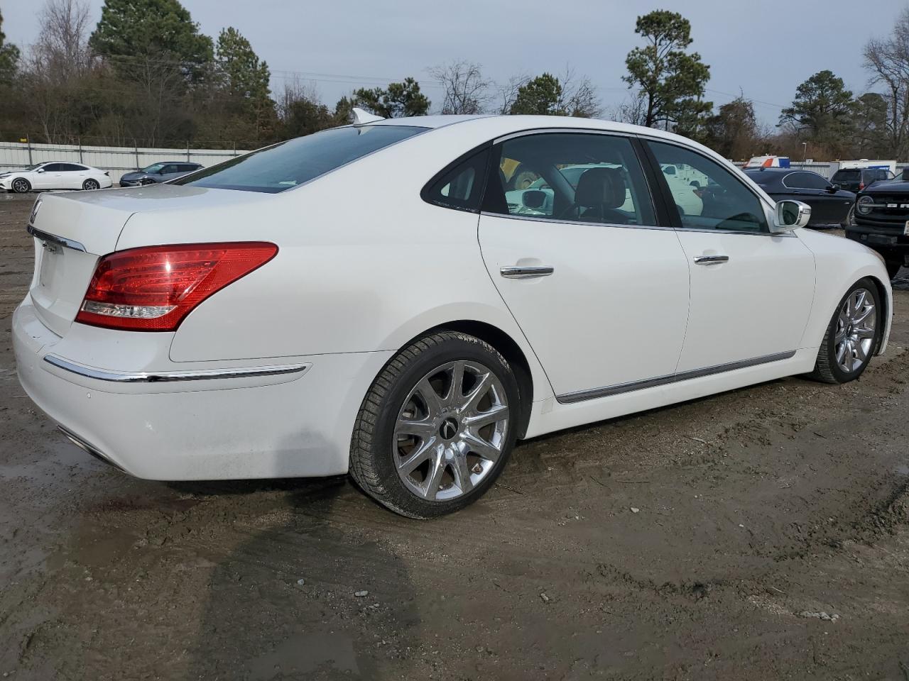 2013 HYUNDAI Equus