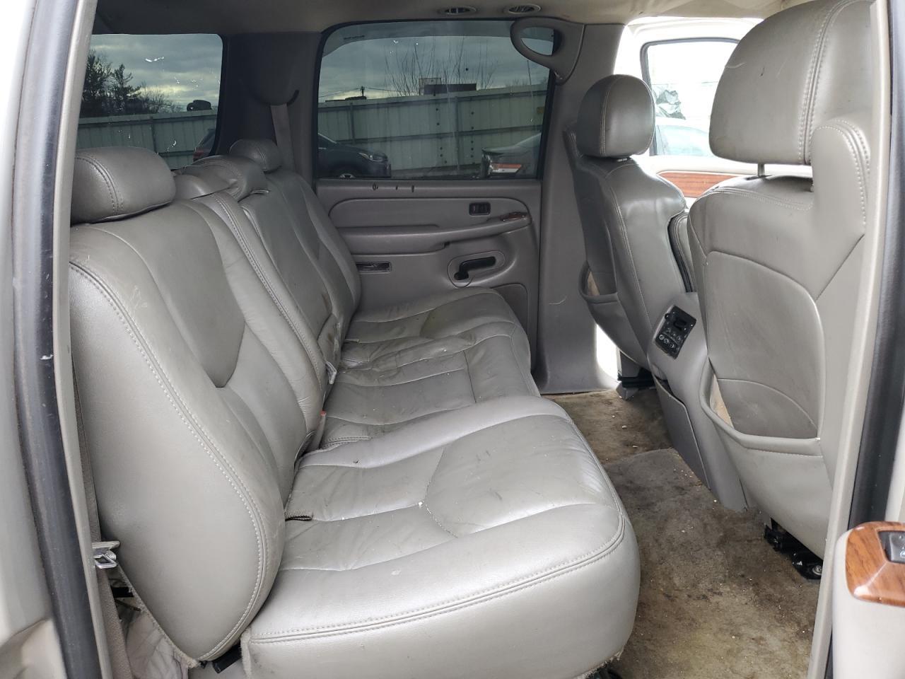 2005 CHEVROLET Suburban