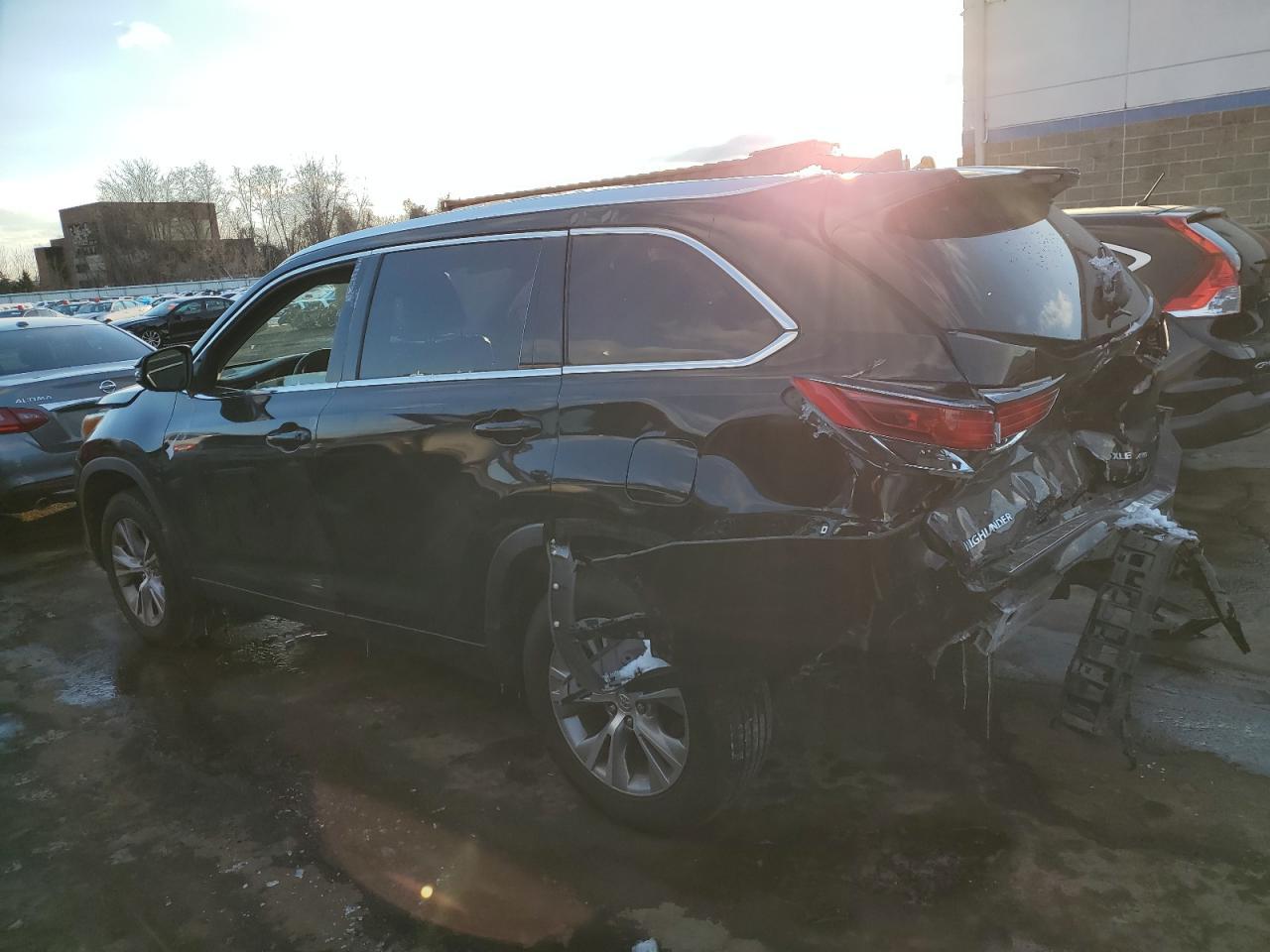 2015 TOYOTA HIGHLANDER