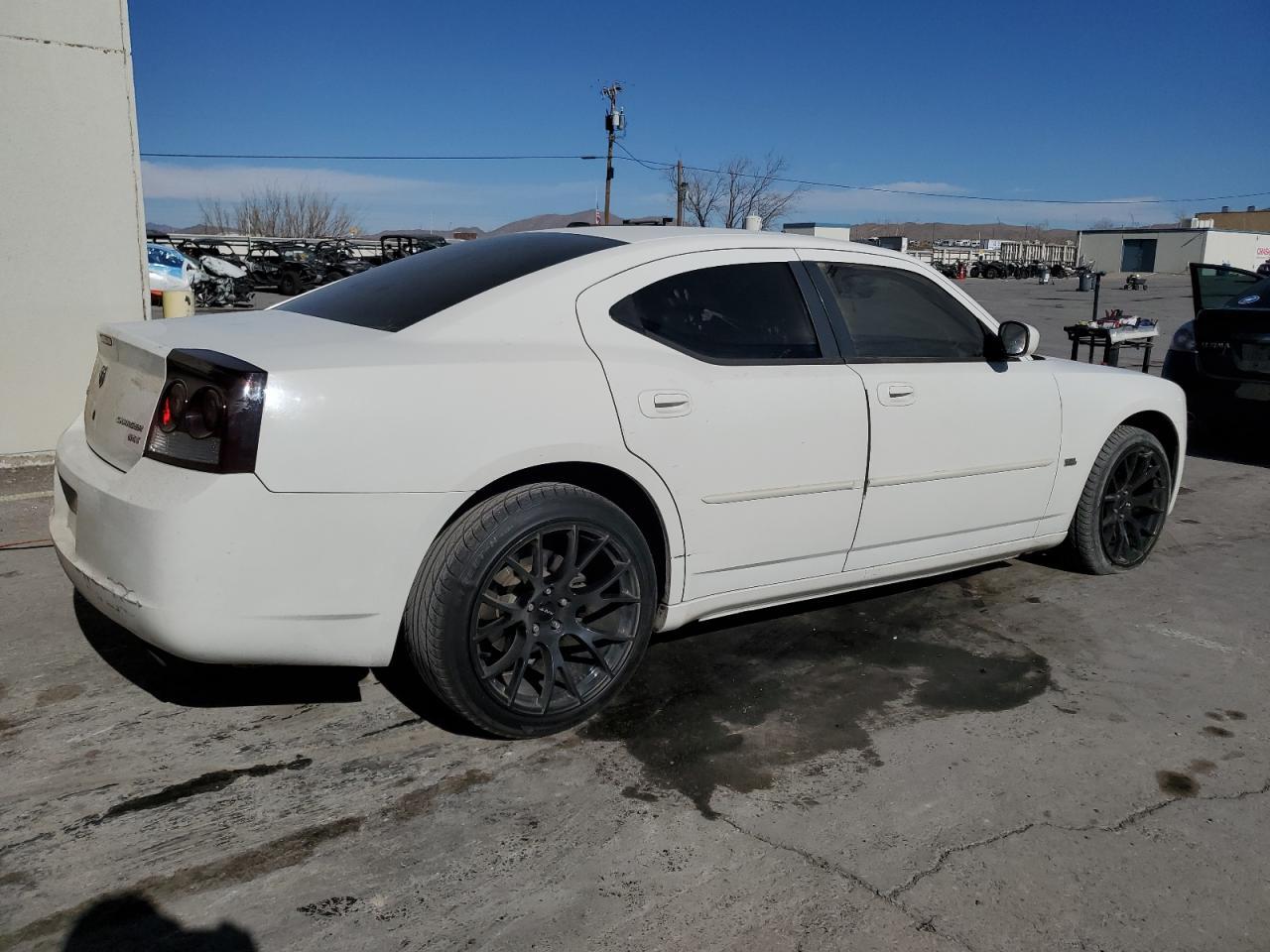 2010 DODGE CHARGER