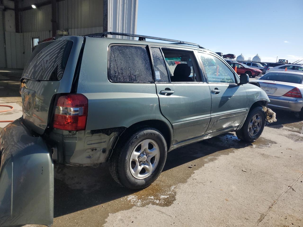 2005 TOYOTA HIGHLANDER