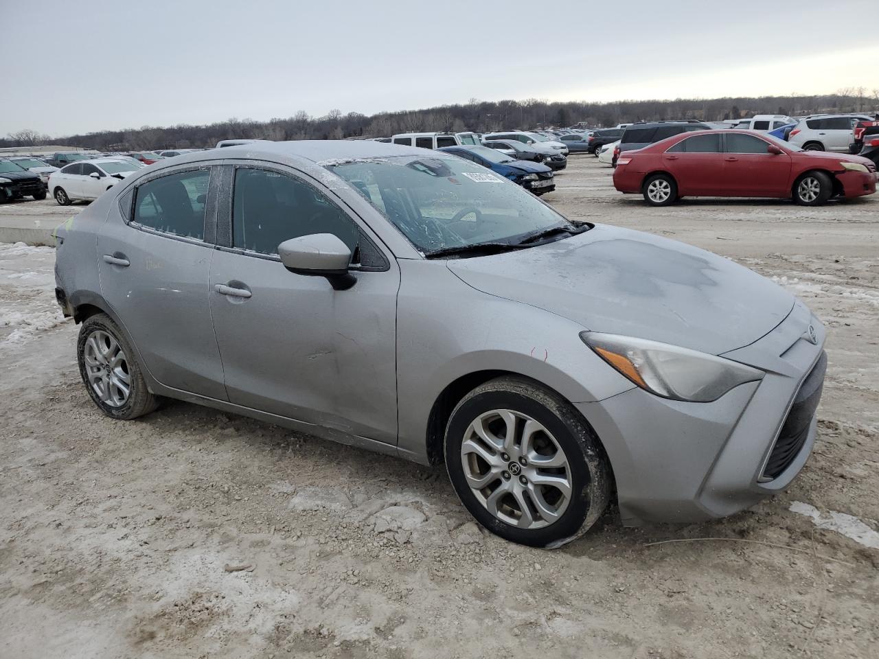 2016 TOYOTA SCION