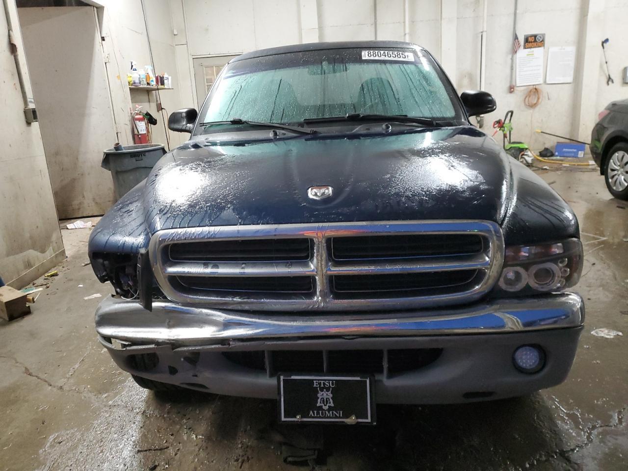 2001 DODGE Dakota