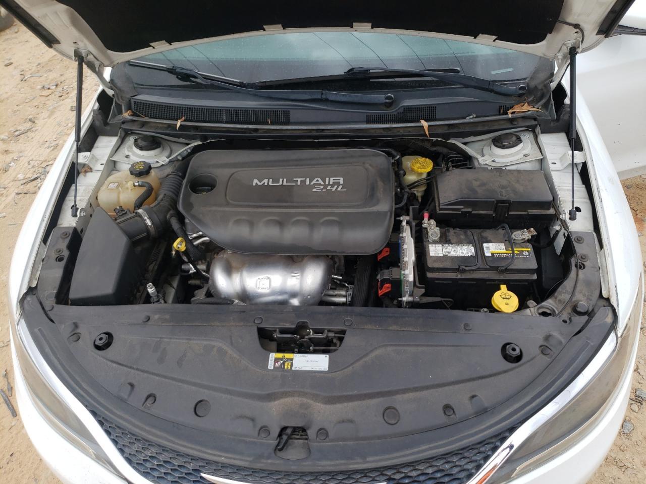 2015 CHRYSLER 200