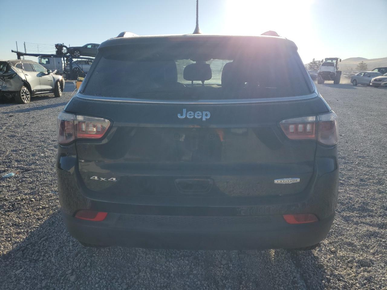 2017 JEEP Compass