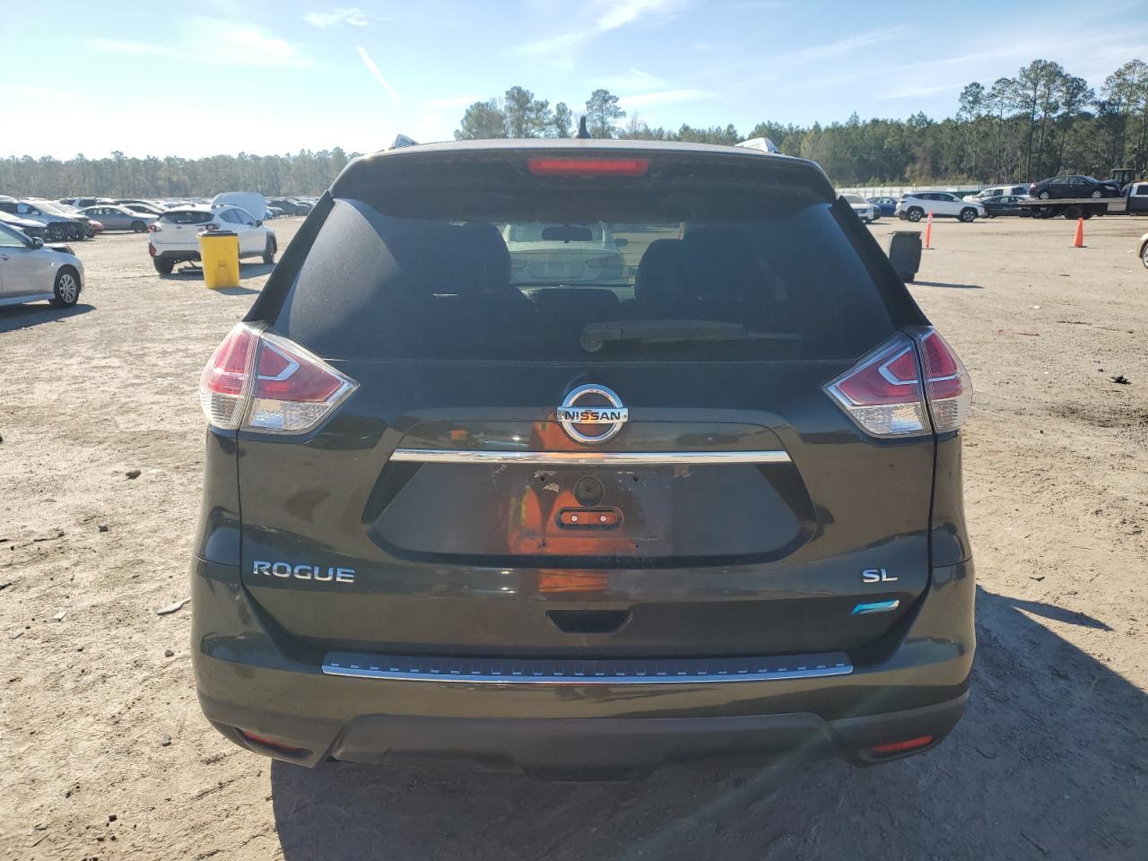 2014 NISSAN ROGUE