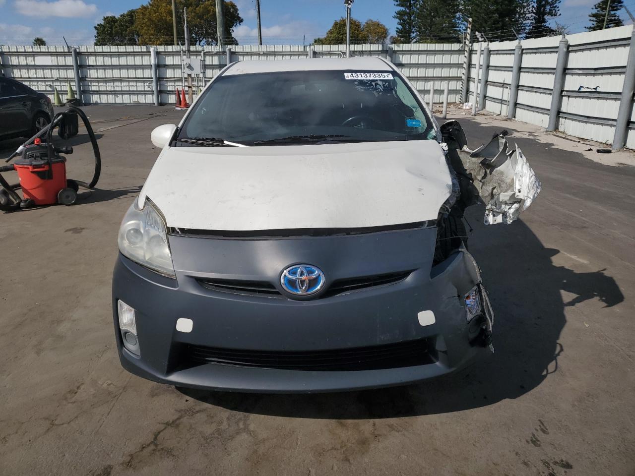 2010 TOYOTA PRIUS