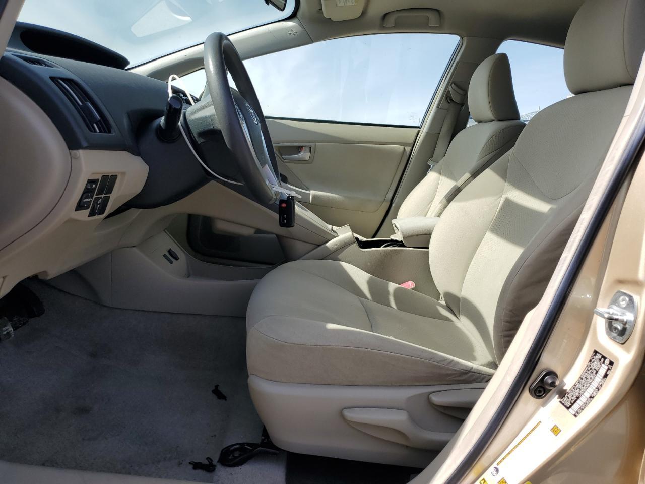 2011 TOYOTA PRIUS