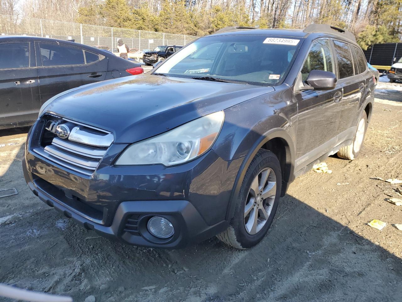 2013 SUBARU Outback