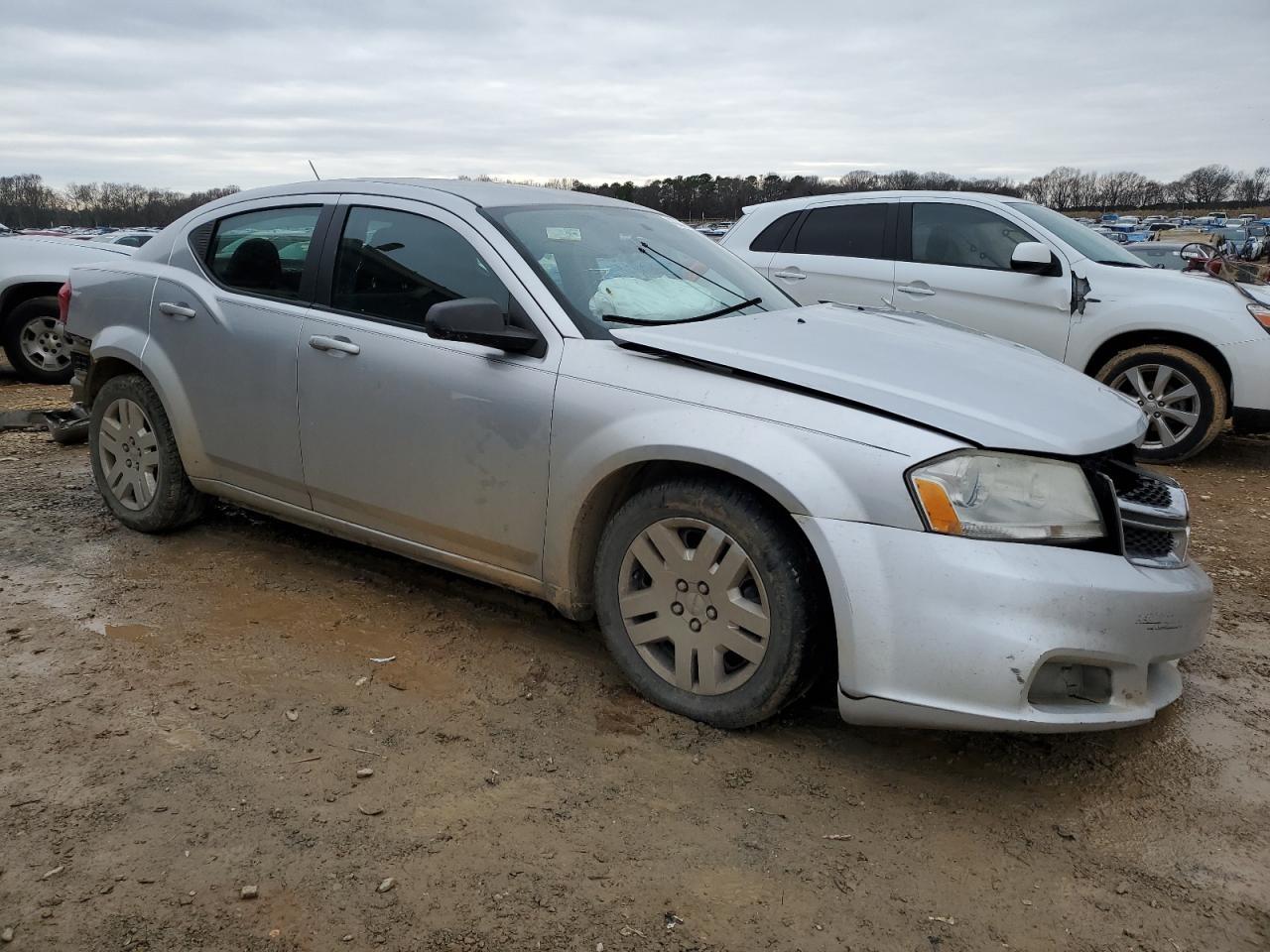 2012 DODGE Avenger