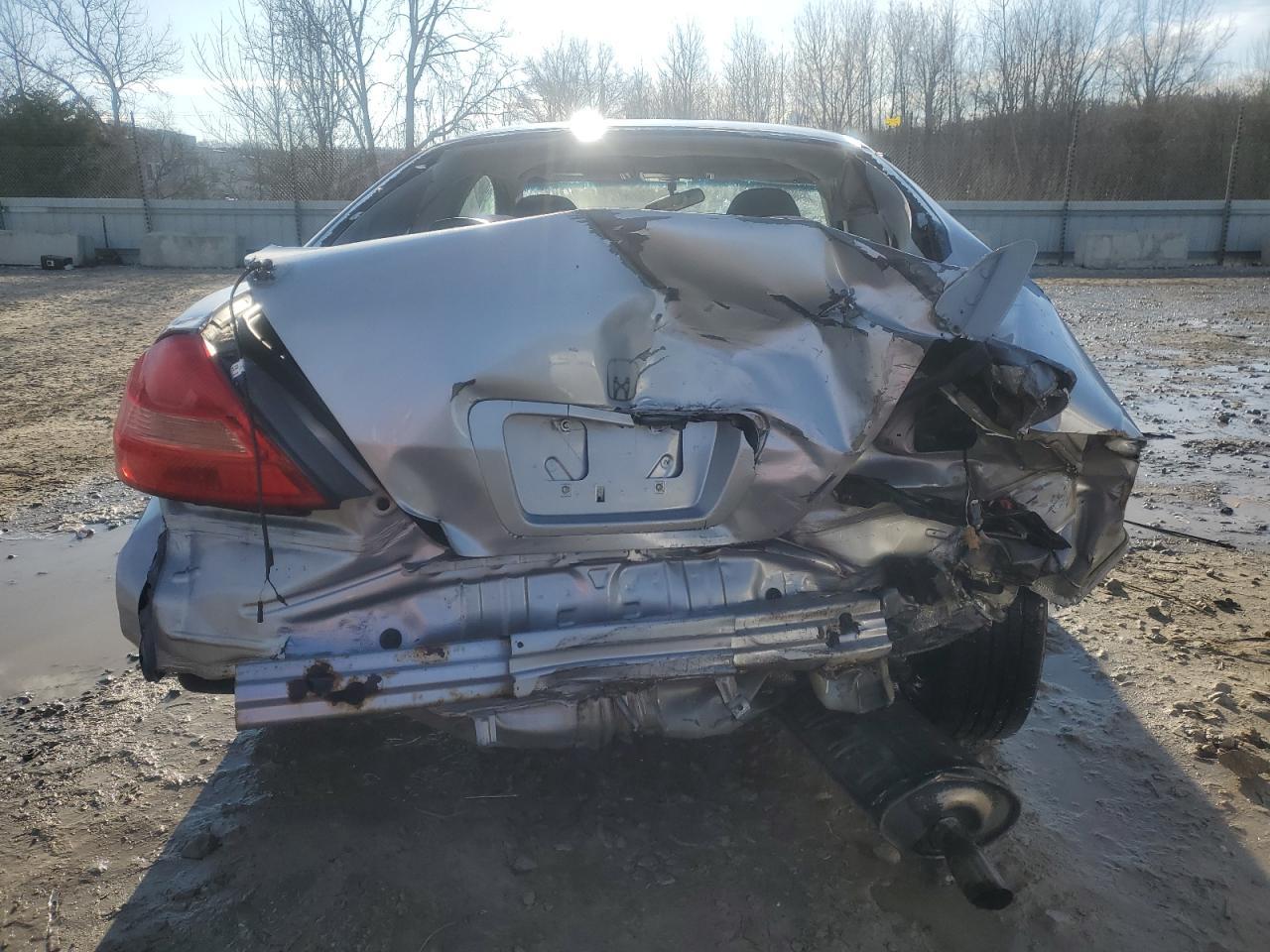 2004 HONDA ACCORD
