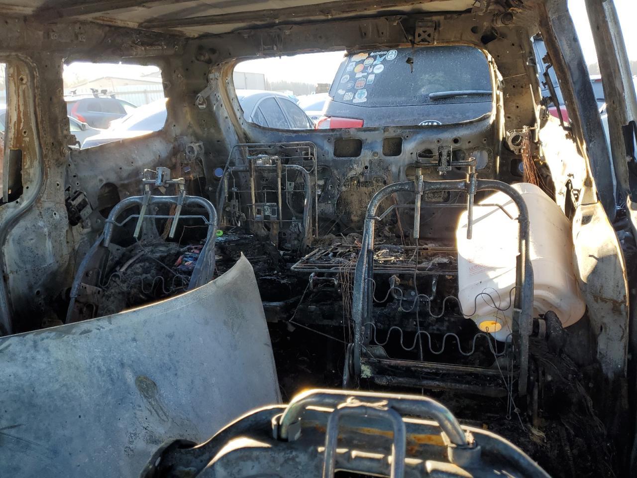 2016 KIA SEDONA