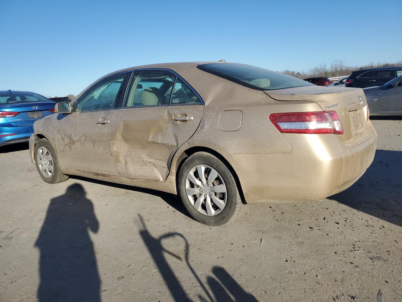 2011 TOYOTA CAMRY