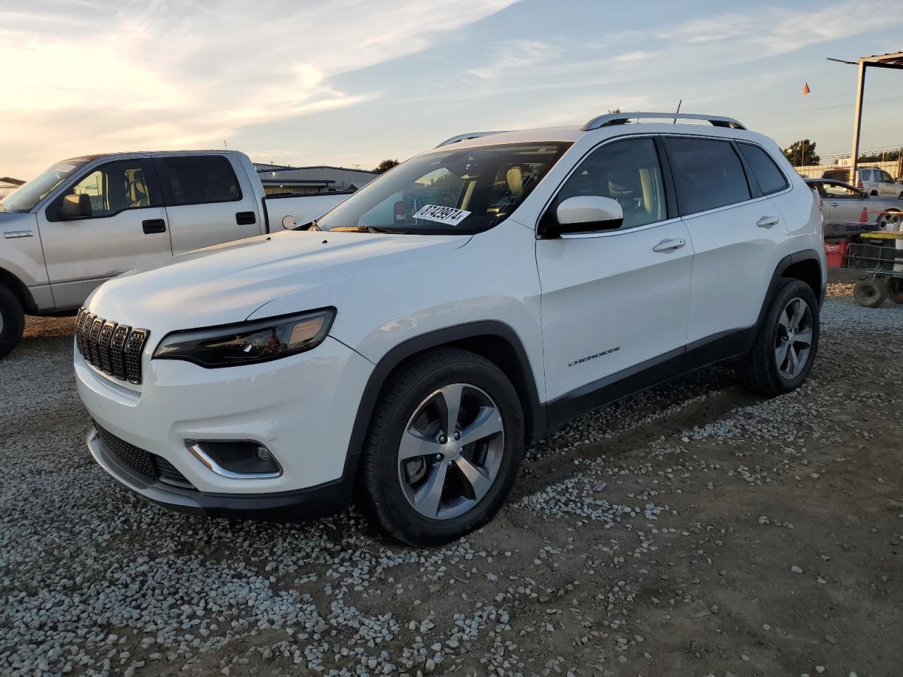2020 JEEP CHEROKEE