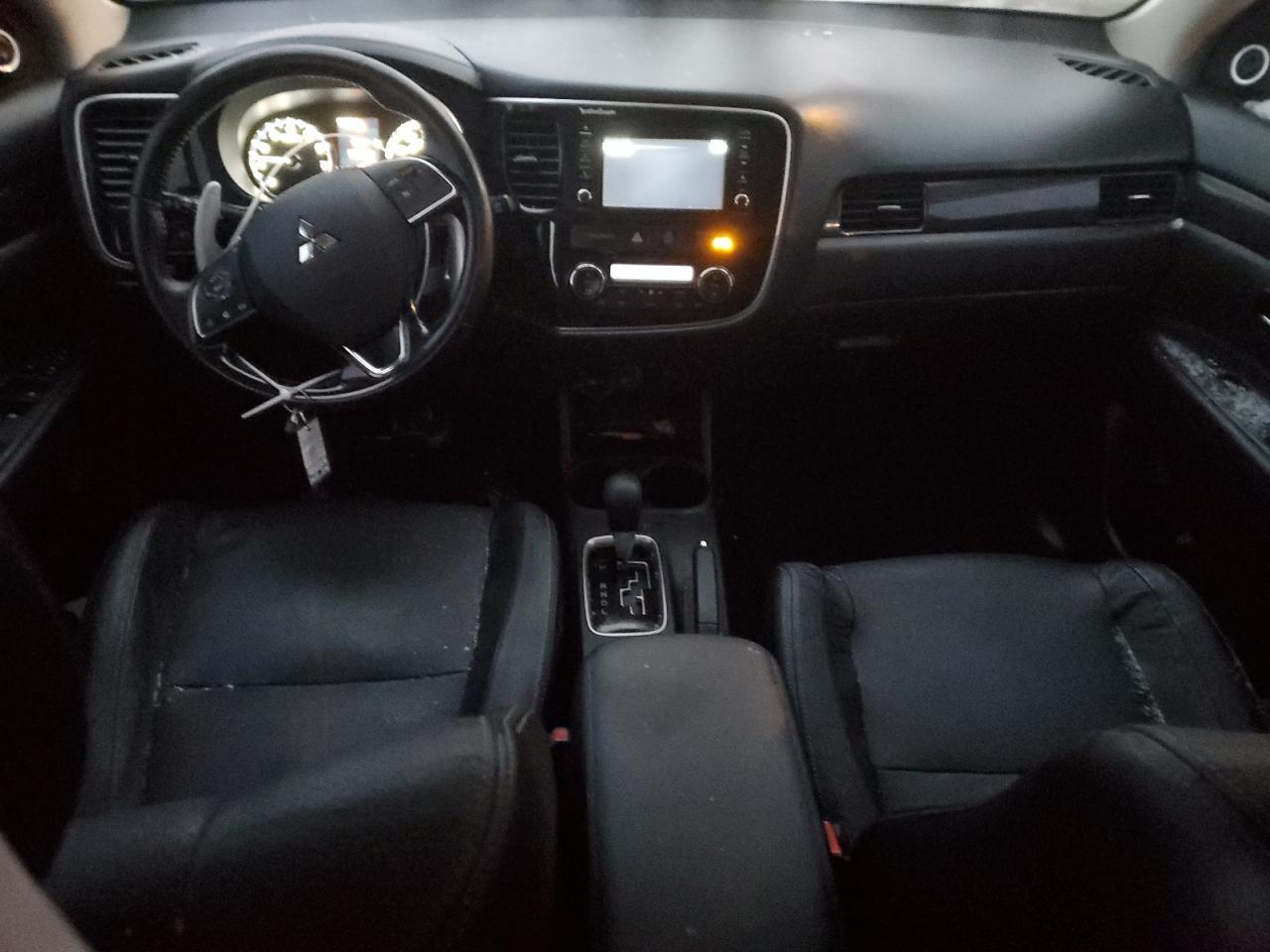 2016 MITSUBISHI outlander