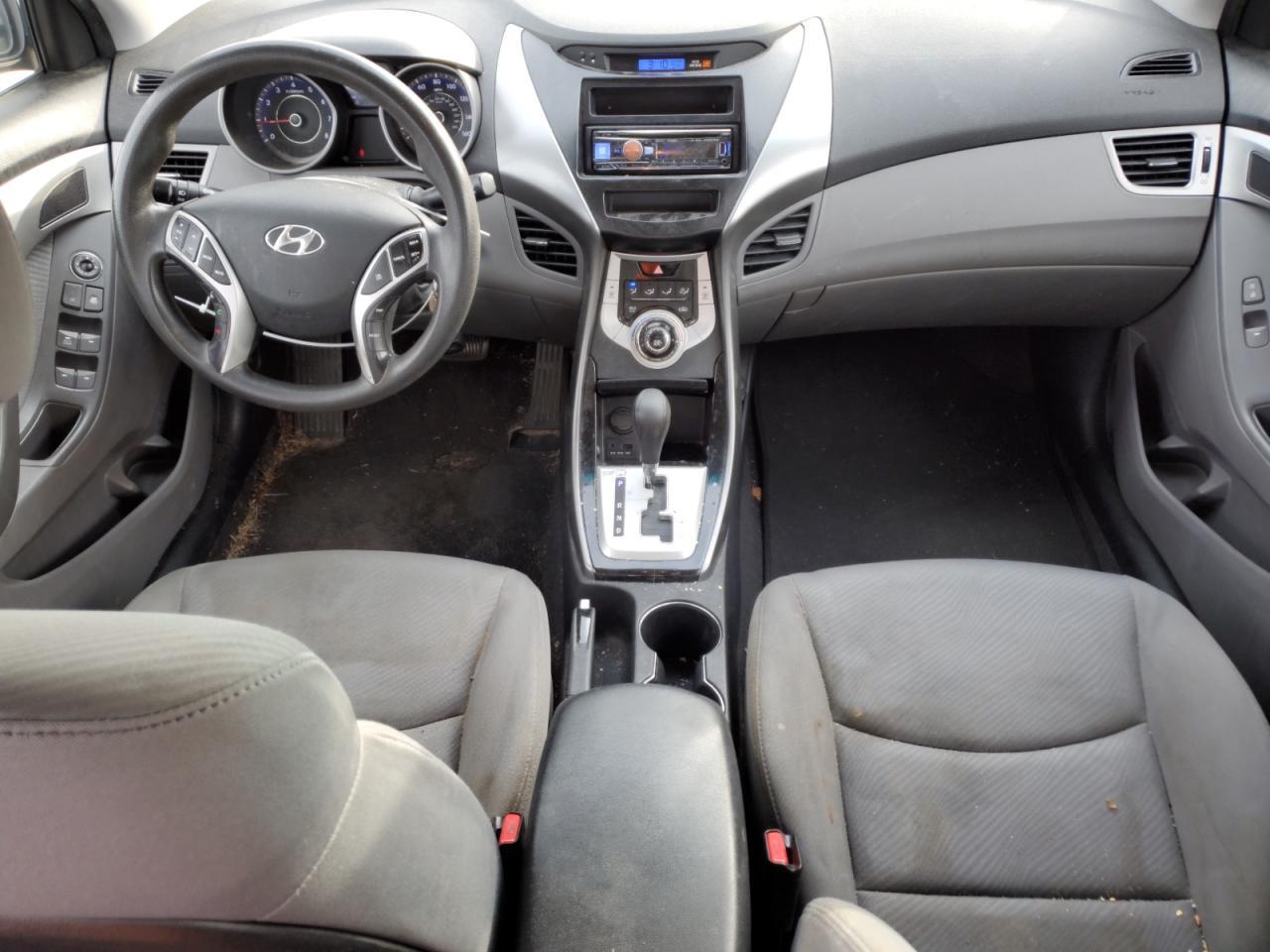 2011 HYUNDAI ELANTRA