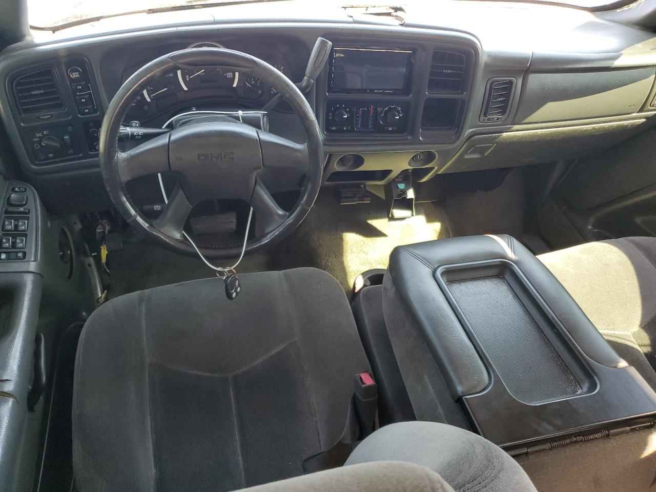 2005 GMC Sierra