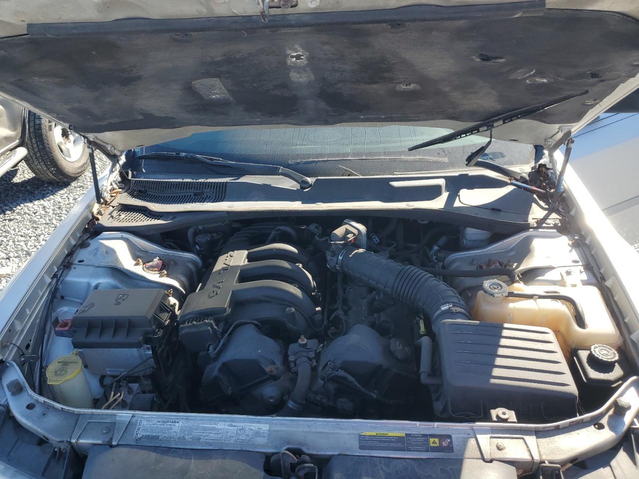 2005 CHRYSLER 300