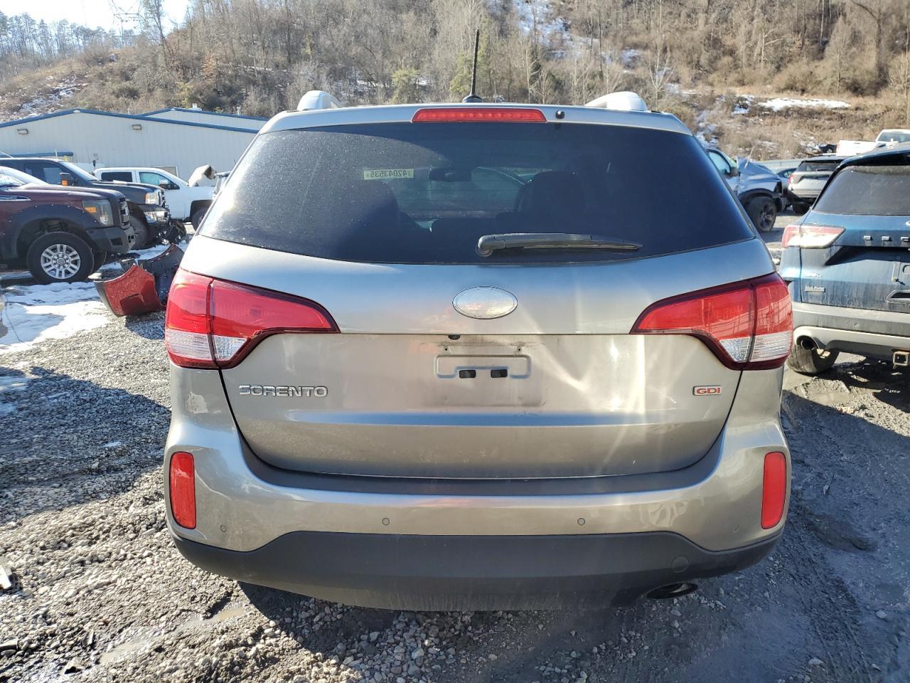 2015 KIA SORENTO