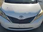 2012 TOYOTA SIENNA
