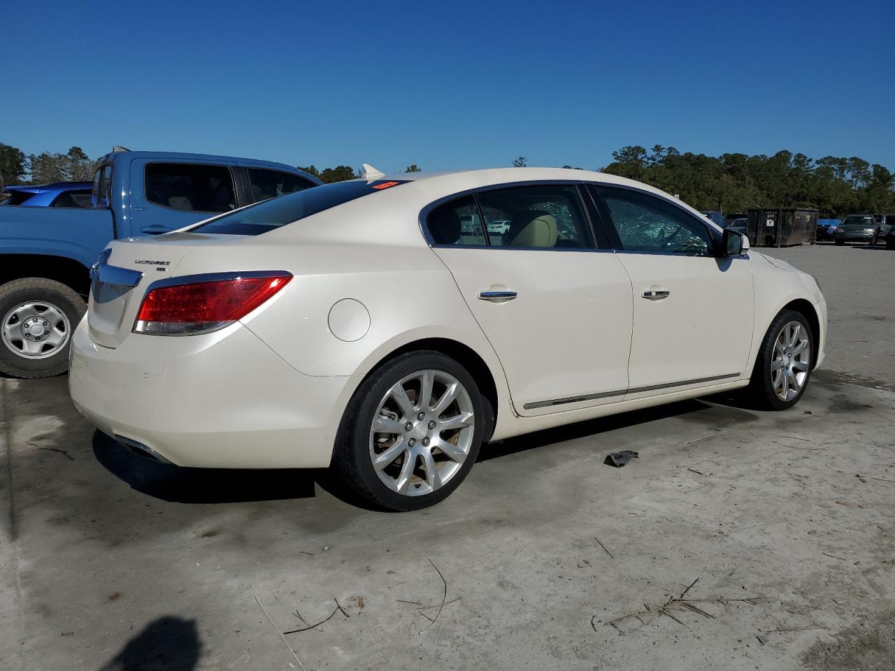 2011 BUICK LACROSSE