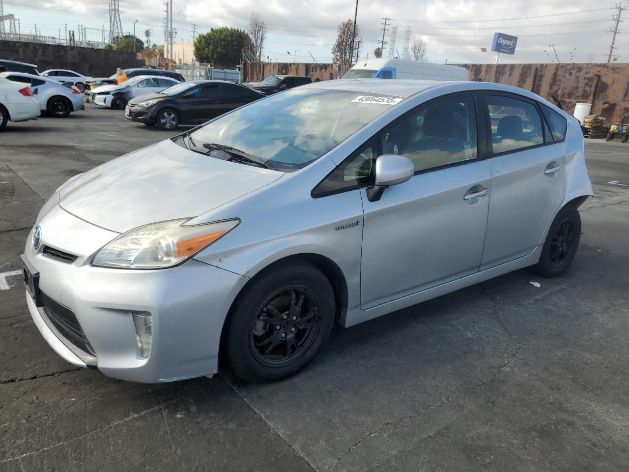 2015 TOYOTA PRIUS