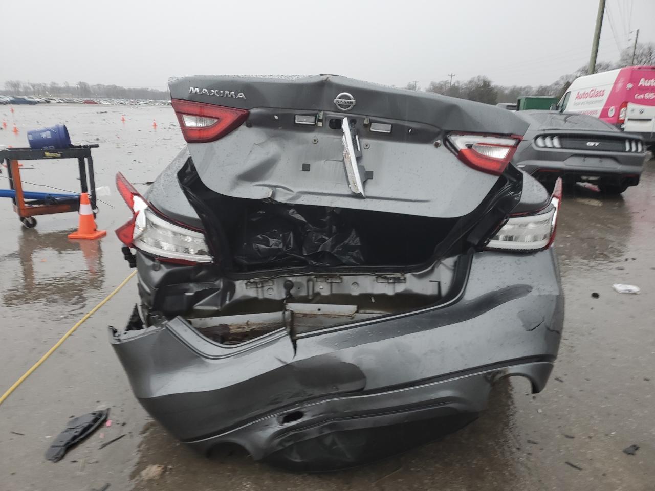 2017 NISSAN Maxima