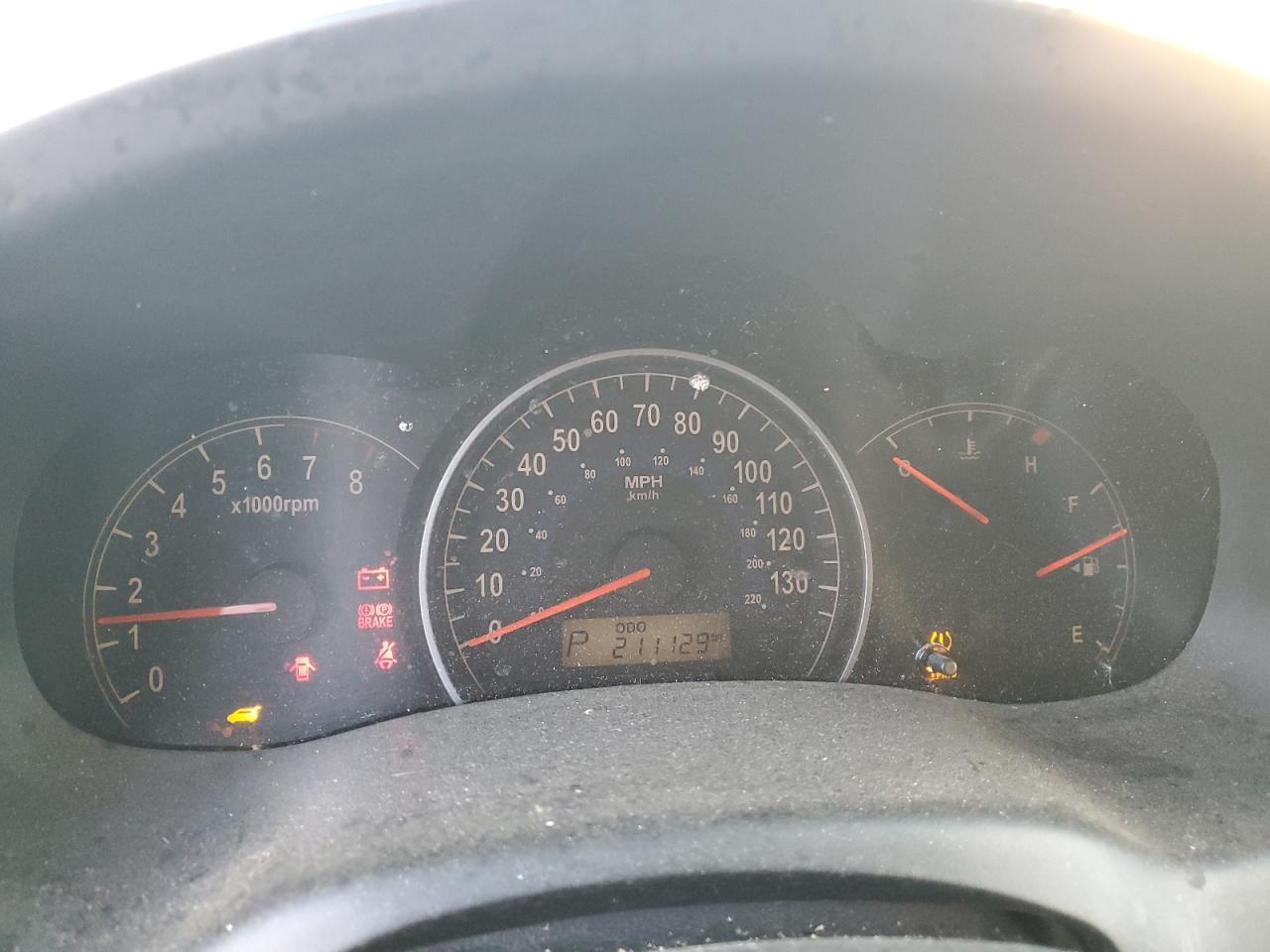 2007 HYUNDAI Entourage