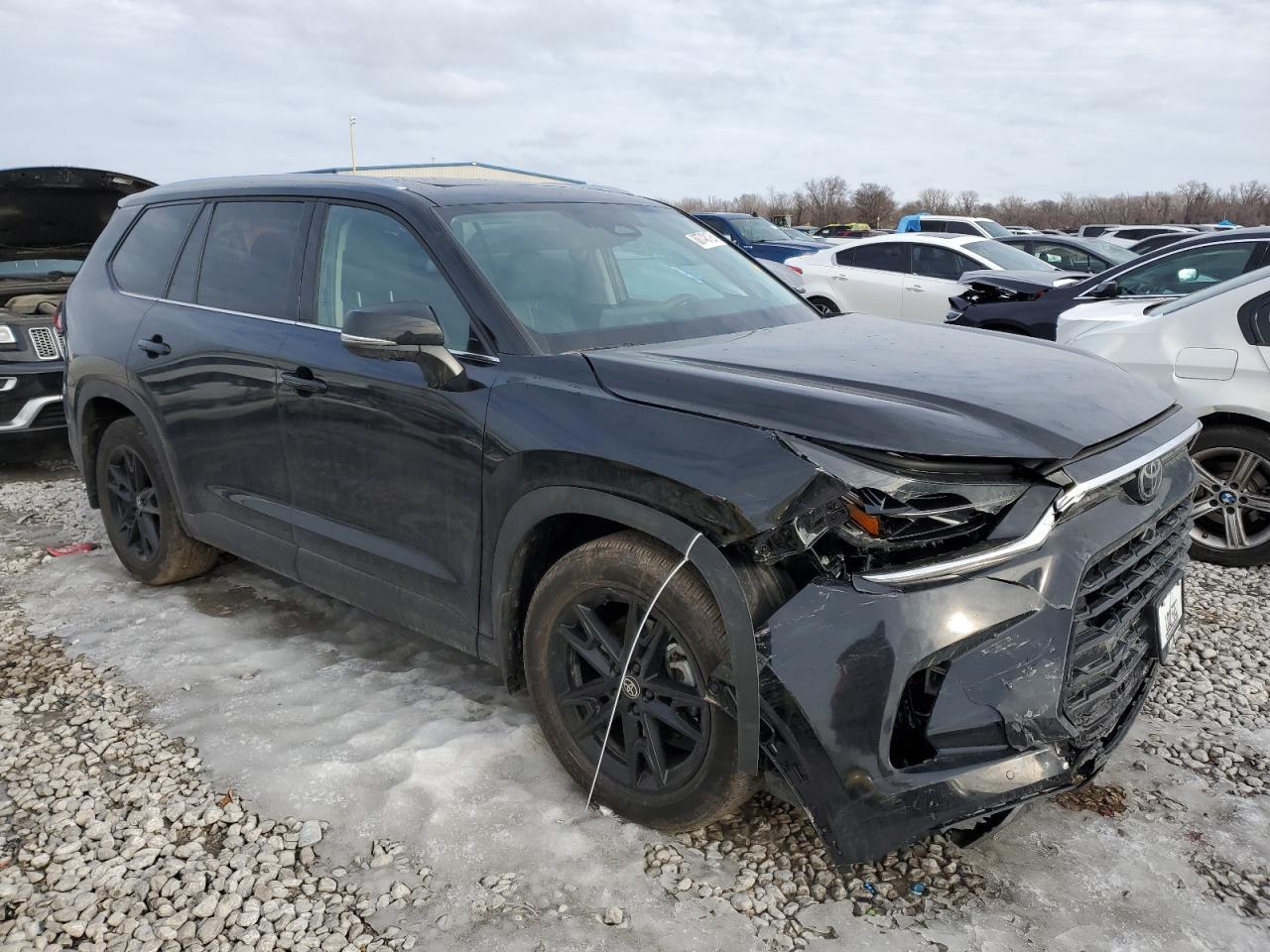 2024 TOYOTA HIGHLANDER
