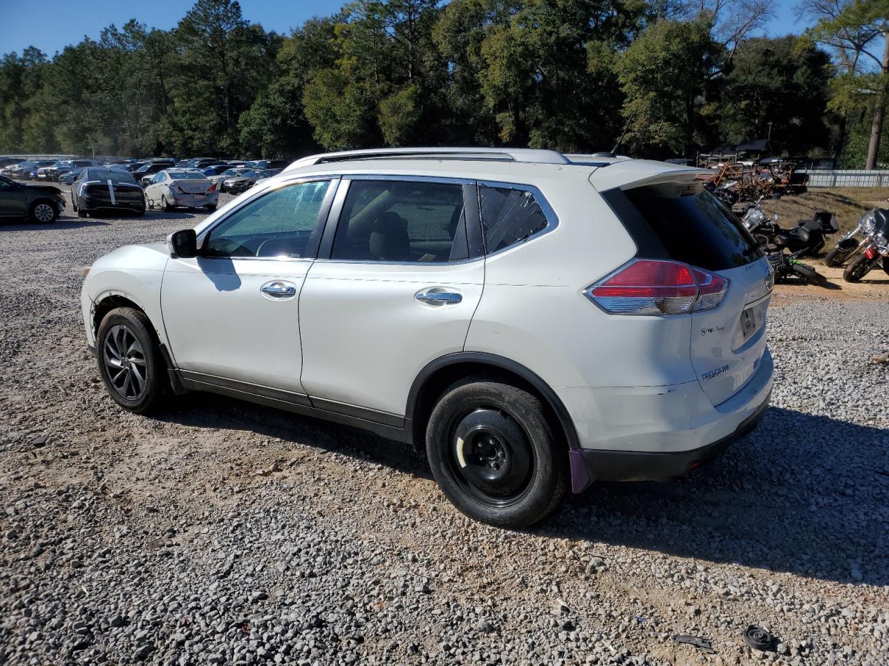 2015 NISSAN ROGUE