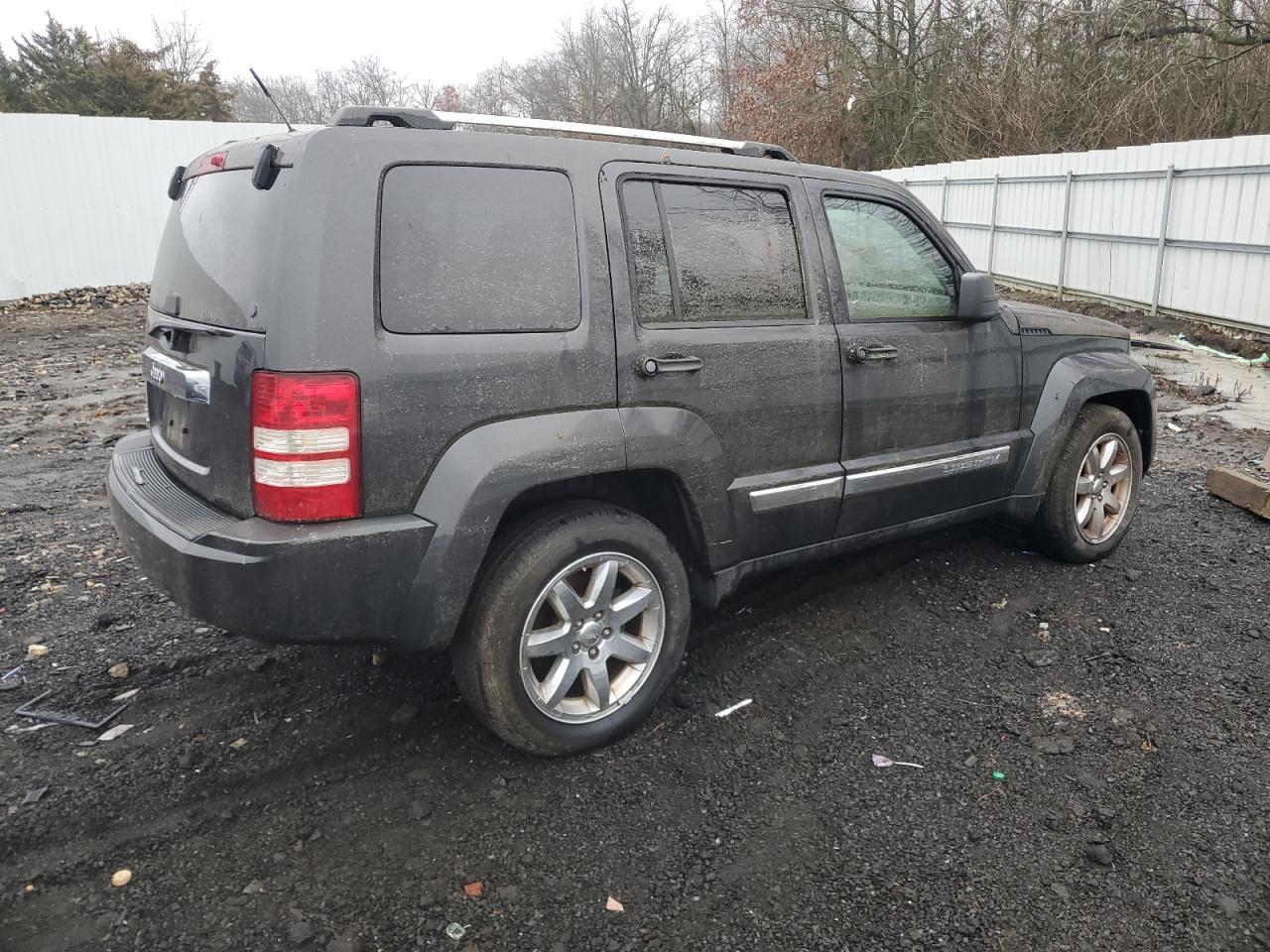2010 JEEP Liberty