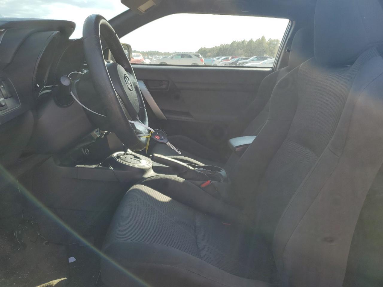 2013 TOYOTA SCION