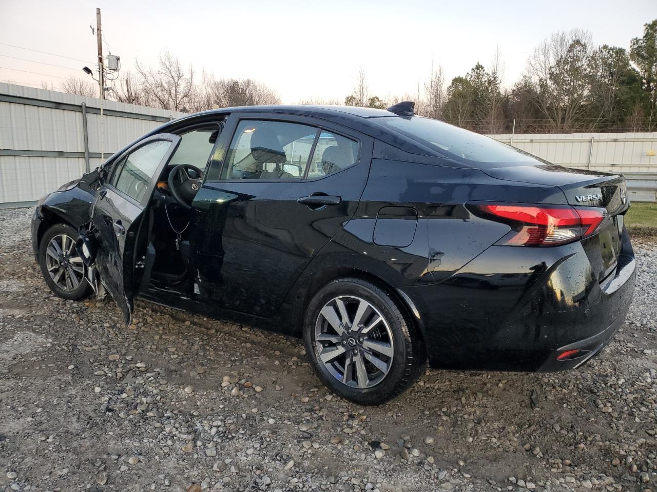 2023 NISSAN VERSA