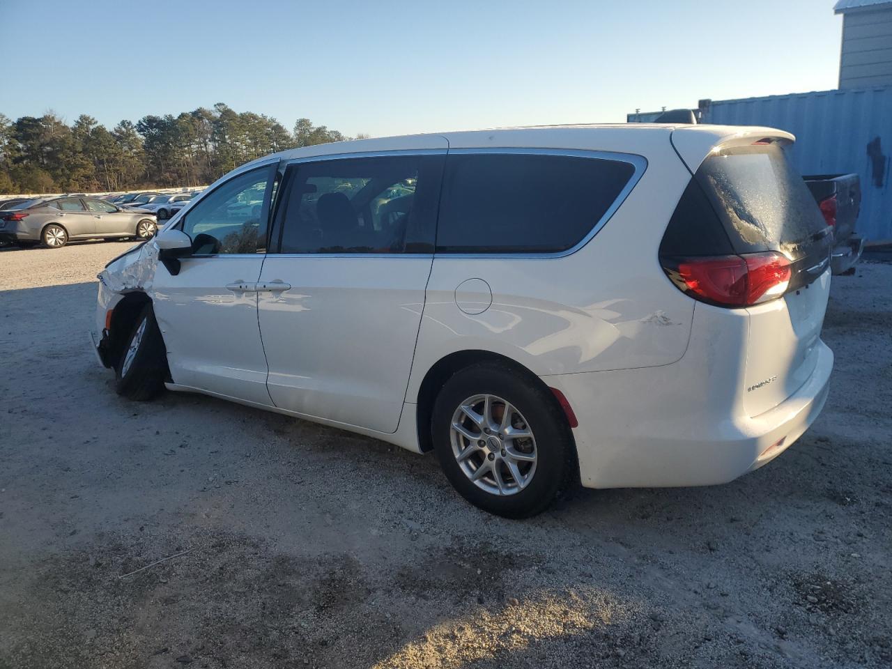 2022 CHRYSLER Voyager