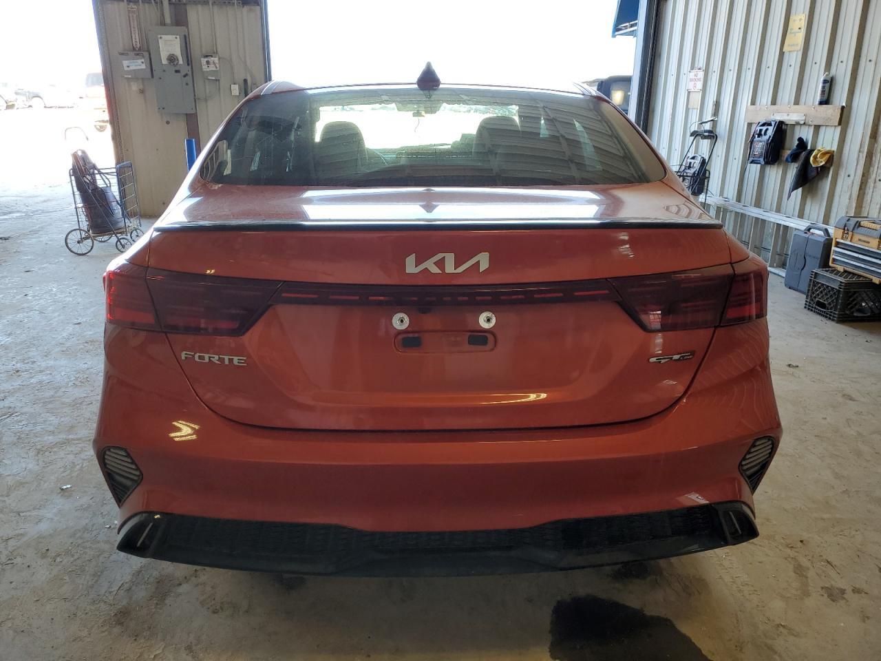 2023 KIA FORTE