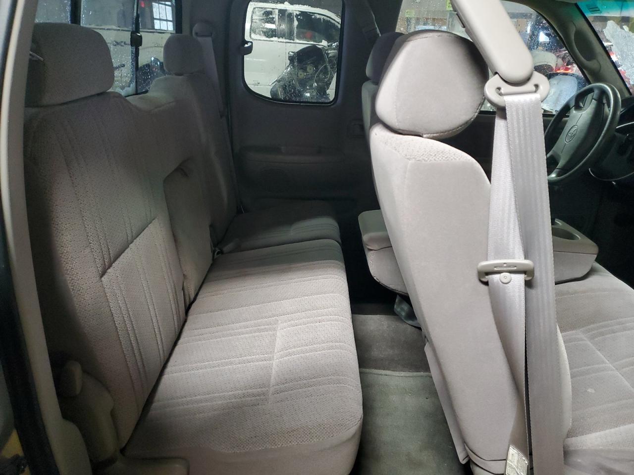 2000 TOYOTA TUNDRA