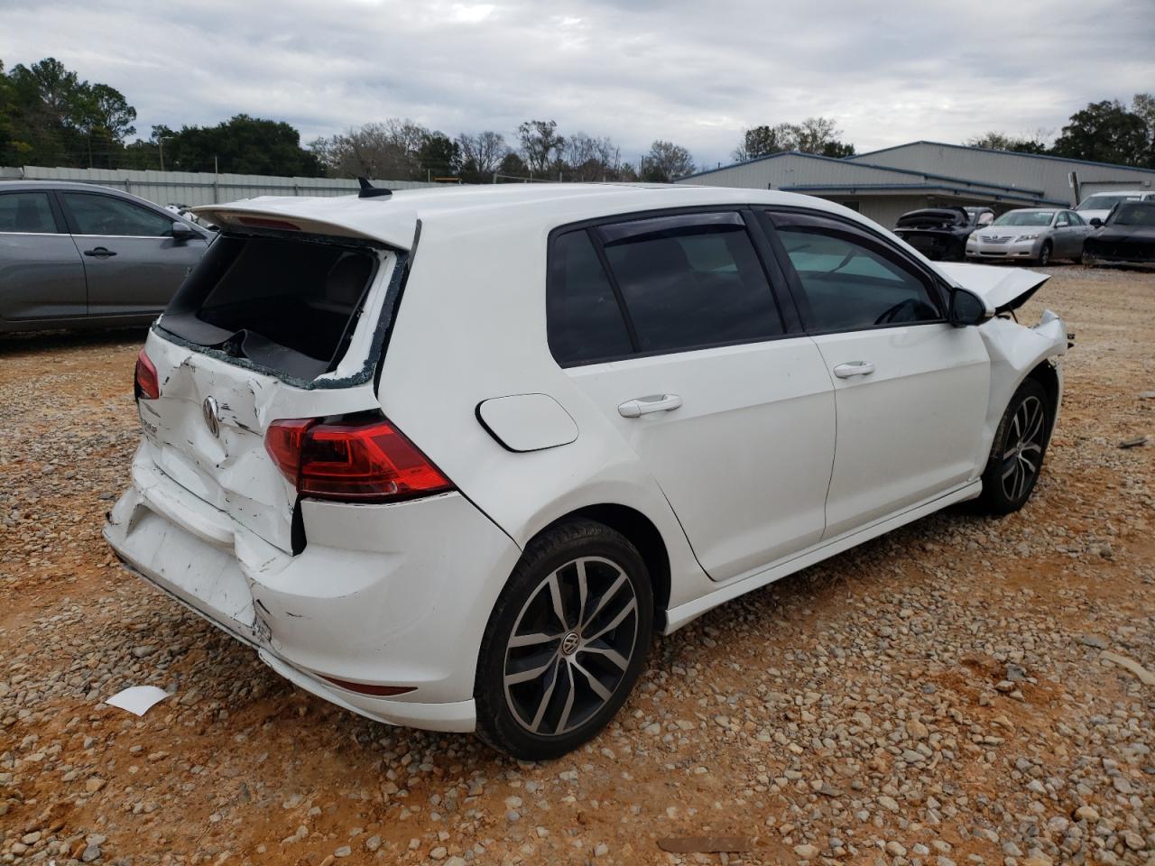 2015 VOLKSWAGEN GOLF