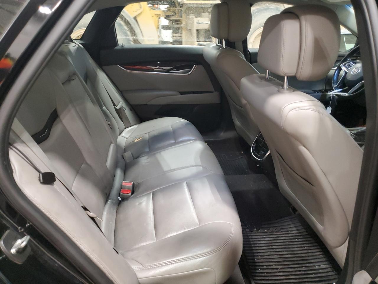 2013 CADILLAC XTS