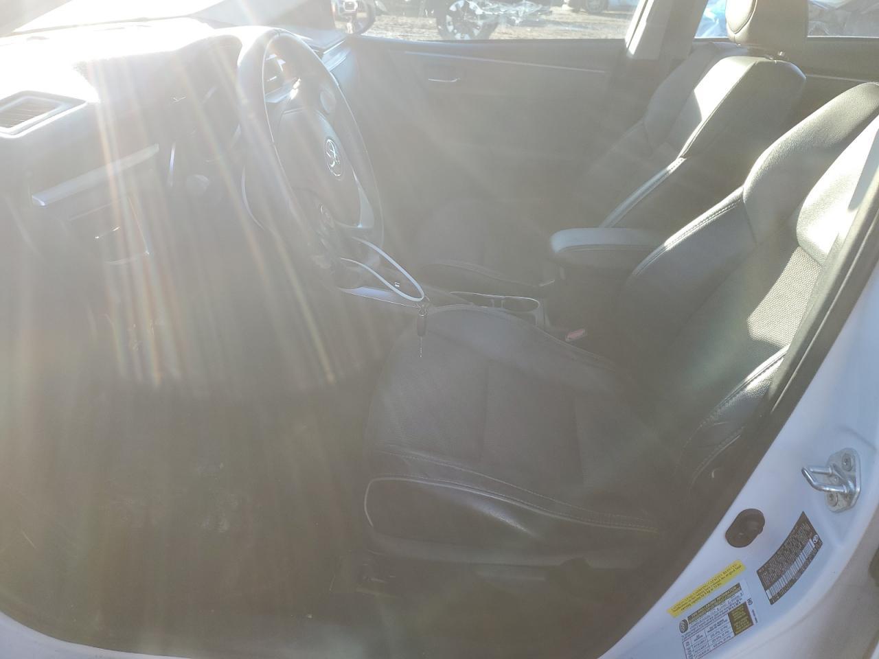 2015 TOYOTA COROLLA