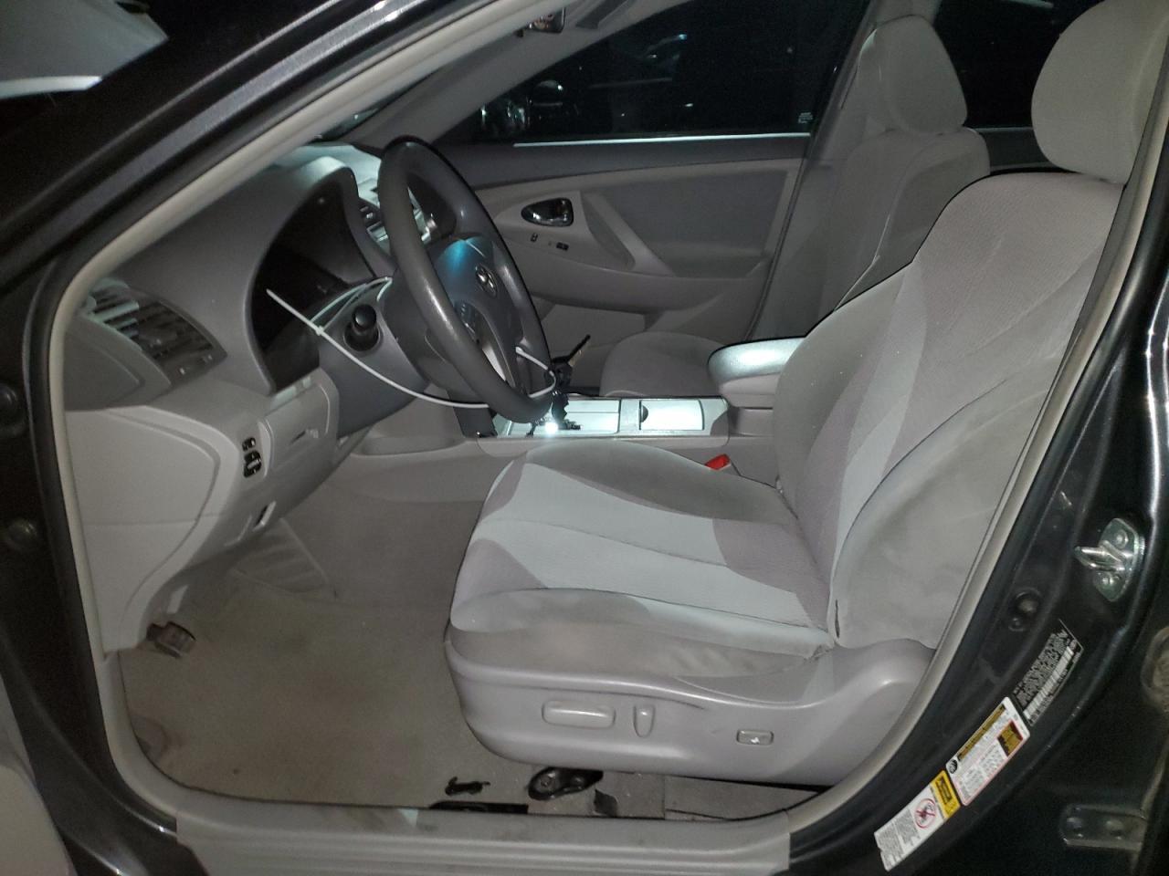 2010 TOYOTA CAMRY