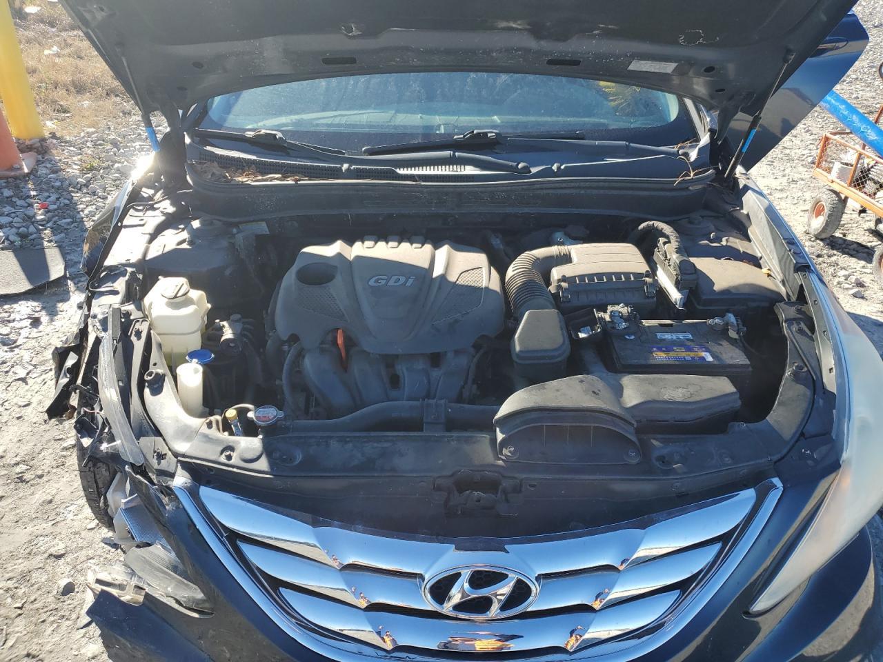 2011 HYUNDAI SONATA