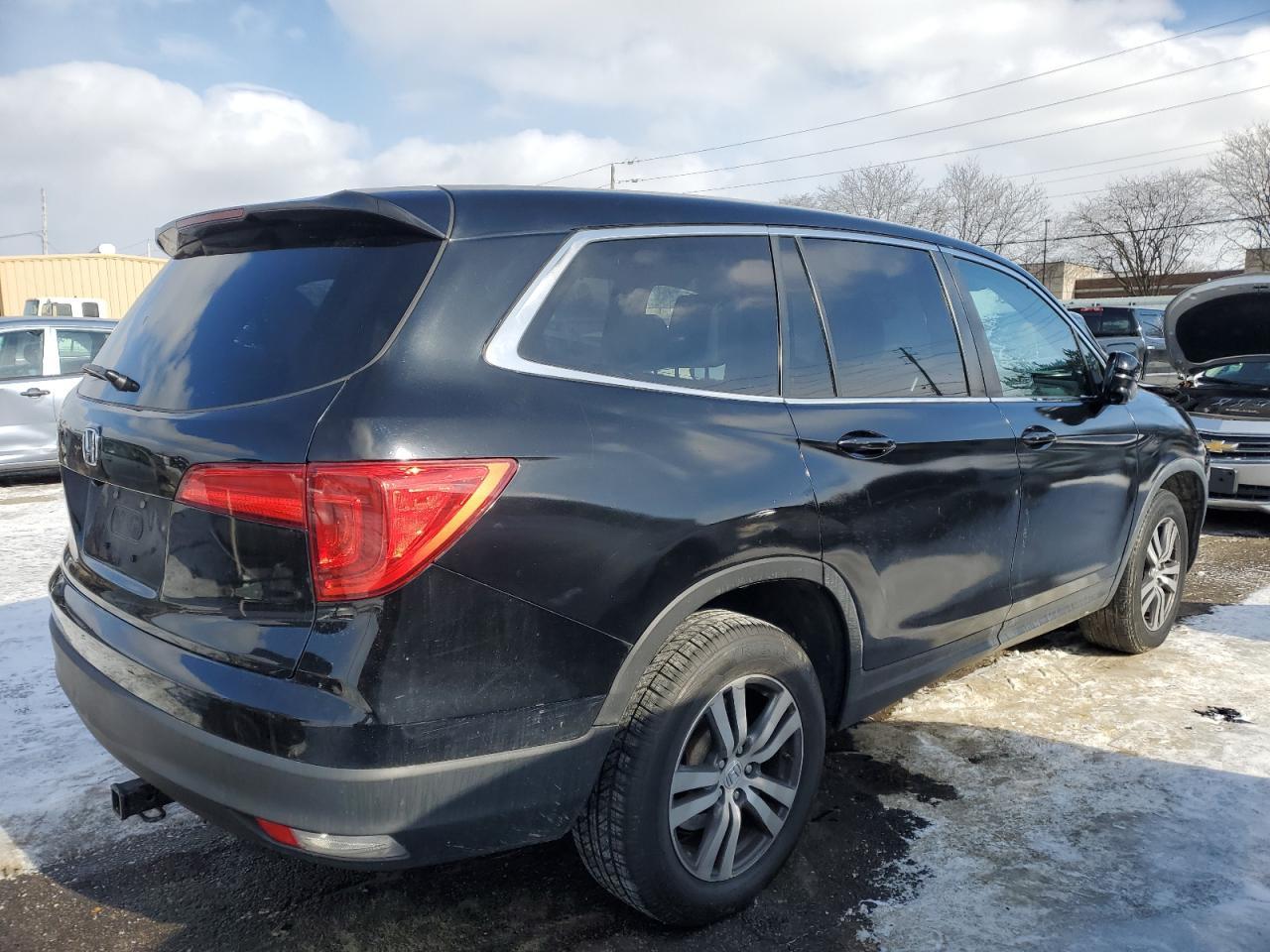 2016 HONDA PILOT